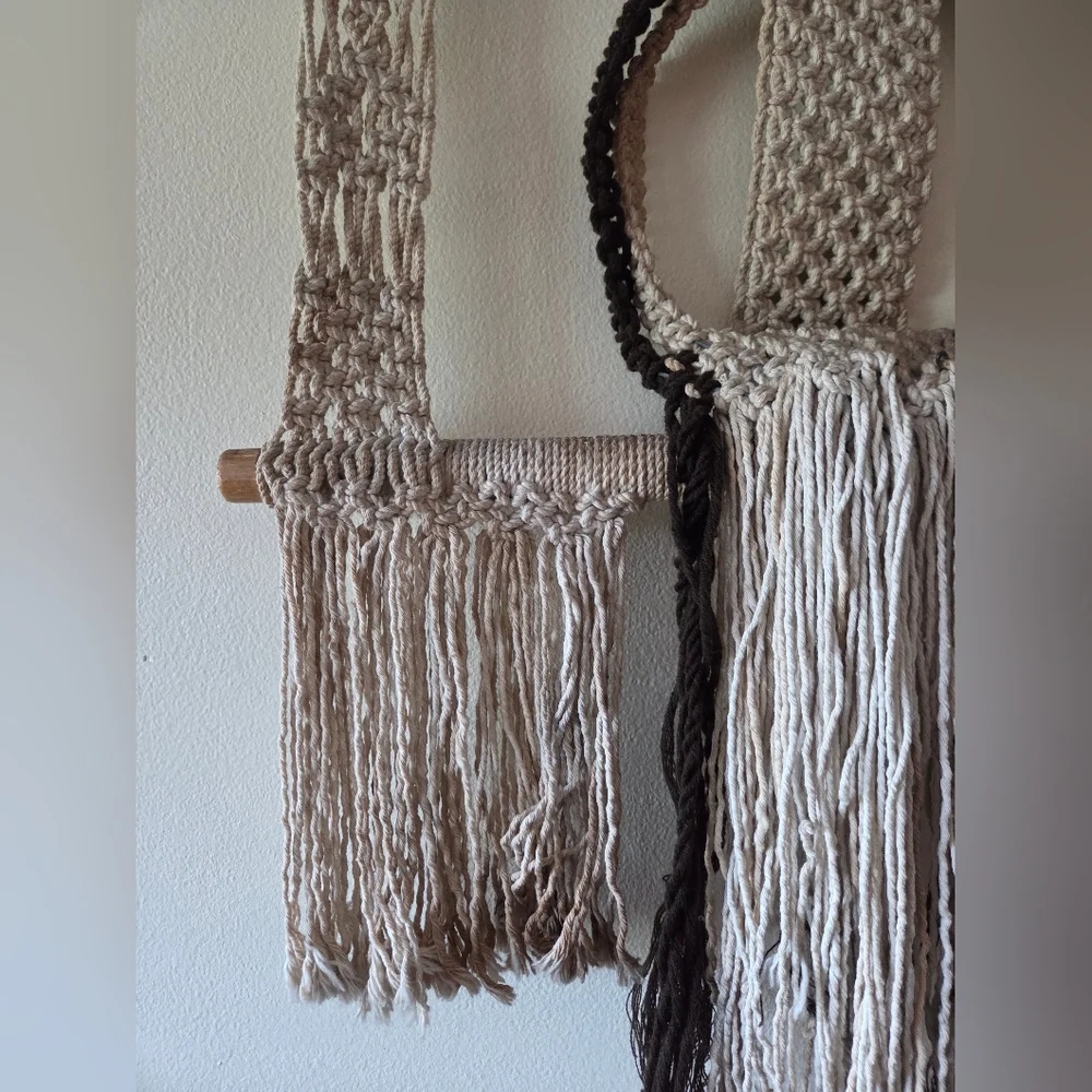 Large BoHo Owl Macrame Jute Bead Wall Hanging Vintage 1970's MCM Folk Art